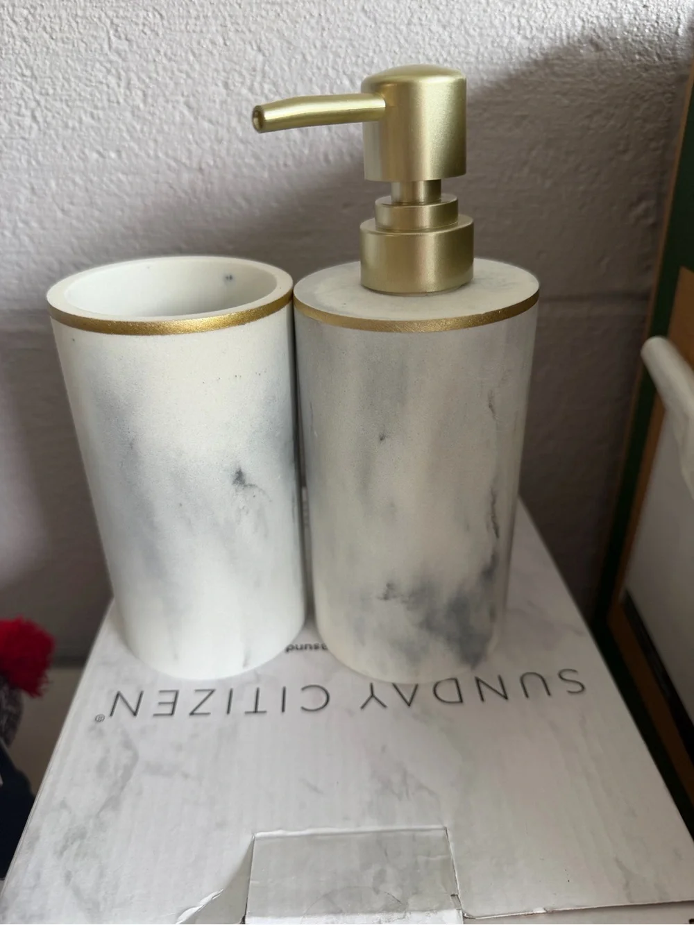 White Marble Resin Bathroom Set